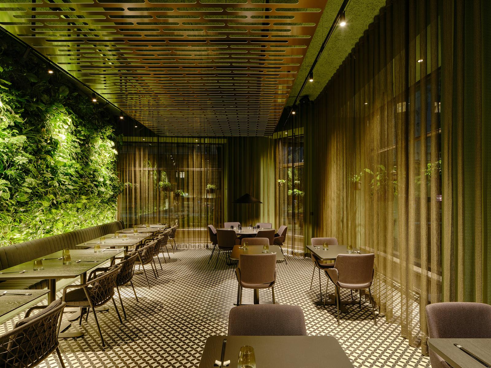 VINA Restaurant 14 WhatsApp Image 2025 02 27 at 14.30.2312